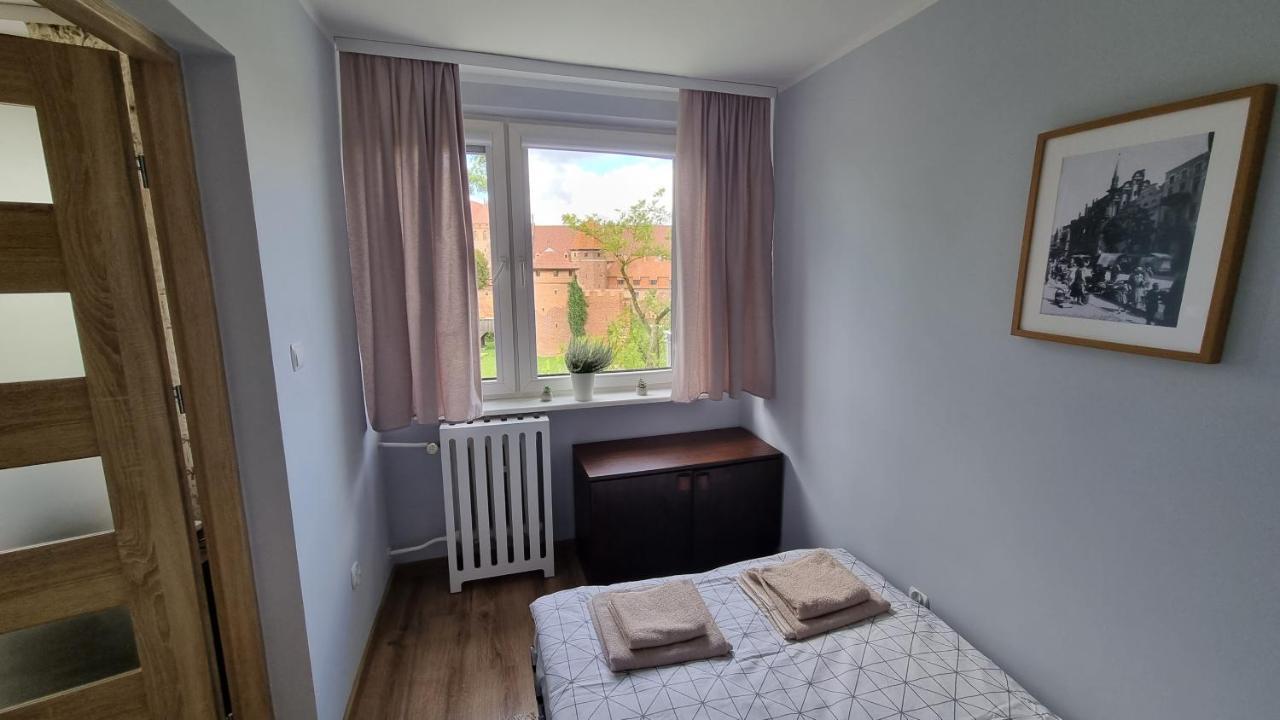 Apartament Okno Na Zamek Малборк Екстериор снимка